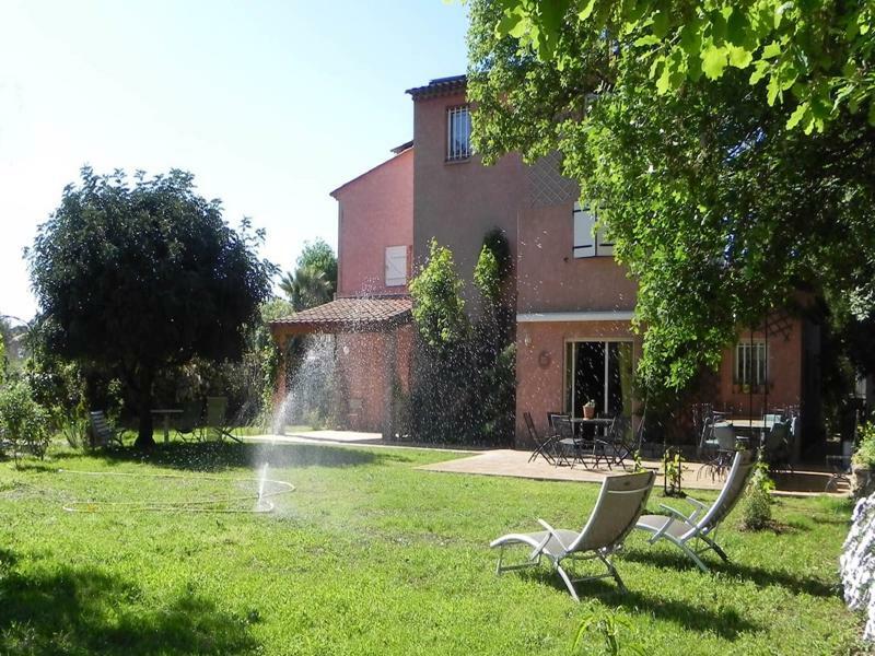 Le Clos Des Vignes Saint-Raphaël Exterior foto